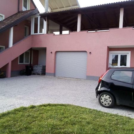 Studio Apartman Zagreb Horvati Rakov Potok Luaran gambar